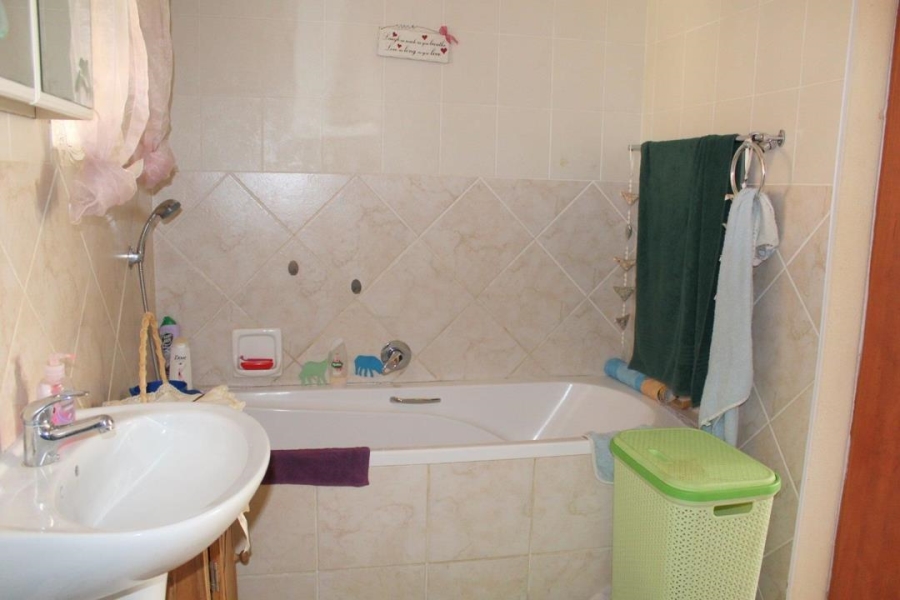 3 Bedroom Property for Sale in Baillie Park North West